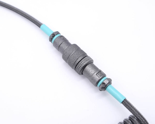 Modern Dolch custom cable